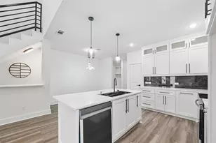 4448 Marcell Ave, Dallas, TX 75211 - Photo 3