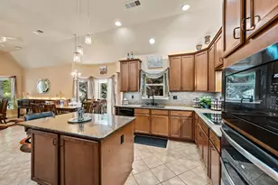 9613 Crestview Dr, Denton, TX 76207 - Photo 17