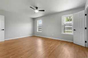 414 Hallmark Dr, Arlington, TX 76011 - Photo 21