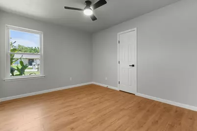 414 Hallmark Drive, Arlington, TX 76011 - Photo 31