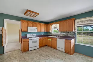 545 County Rd 1110A, Cleburne, TX 76031 - Photo 7