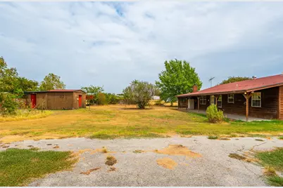 545 County Road 1110A, Cleburne, TX 76031 - Photo 3