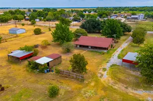 545 County Rd 1110A, Cleburne, TX 76031 - Photo 27