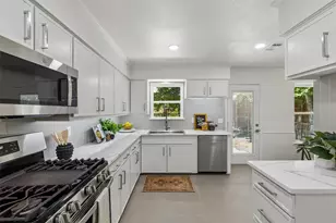 155 Bon Aire Dr, Dallas, TX 75218 - Photo 9