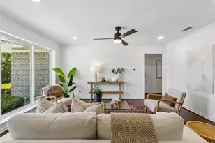 155 Bon Aire Dr, Dallas, TX 75218 - Photo 5