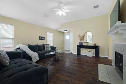 2932 Milby Oaks Drive, Fort Worth, TX 76244 - Photo 5