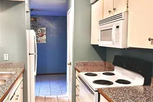 5530 Boca Raton Blvd, Fort Worth, TX 76112 - Photo 9