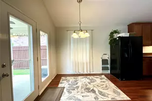 14044 Fontana Rd, Fort Worth, TX 76262 - Photo 5
