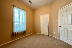 14044 Fontana Rd, Fort Worth, TX 76262 - Photo 11