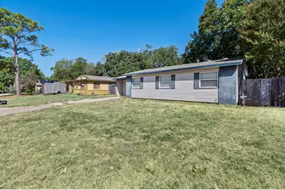 756 Thomas Avenue, Hurst, TX 76053 - Photo 15