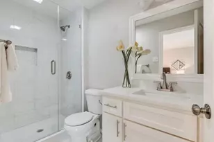 12329 Cedar Bend Dr, Dallas, TX 75244 - Photo 11