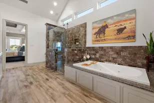 10613 Kyle Cir, Burleson, TX 76028 - Photo 15