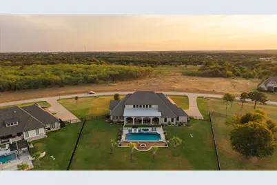 10613 Kyle Circle, Burleson, TX 76028 - Photo 3