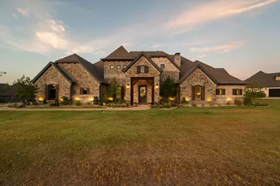 10613 Kyle Circle, Burleson, TX 76028 - Photo 1