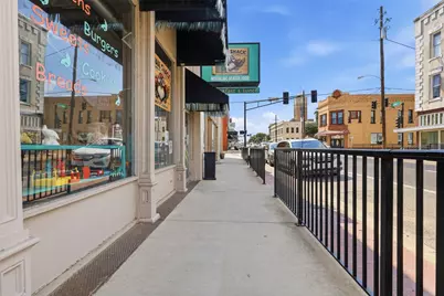 206 E Chambers Street, Cleburne, TX 76031 - Photo 5
