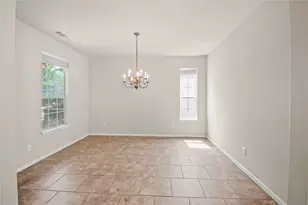 1905 Brown Thrasher Blvd, Savannah, TX 76227 - Photo 5