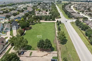 1905 Brown Thrasher Blvd, Savannah, TX 76227 - Photo 37