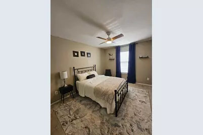 824 Green Heath Avenue, Fort Worth, TX 76120 - Photo 17