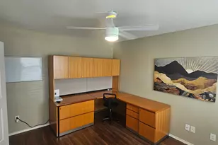 824 Green Heath Ave, Fort Worth, TX 76120 - Photo 23