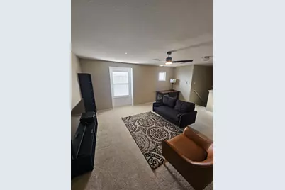 824 Green Heath Avenue, Fort Worth, TX 76120 - Photo 9