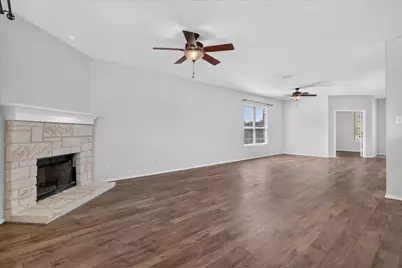3513 Seaside Drive, Denton, TX 76208 - Photo 9