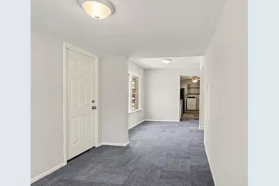 10609 Seagoville Road, Dallas, TX 75217 - Photo 9
