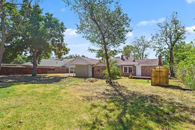 10609 Seagoville Road, Dallas, TX 75217 - Photo 25
