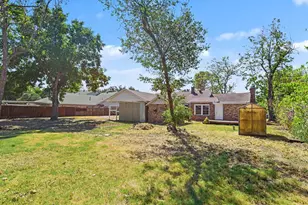 10609 Seagoville Rd, Dallas, TX 75217 - Photo 25