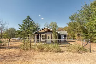 106 Northcott St, Nocona, TX 76255 - Photo 21