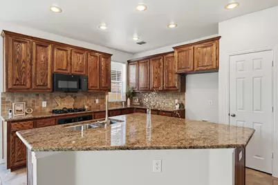 6811 Bendbrook Drive, Frisco, TX 75035 - Photo 15
