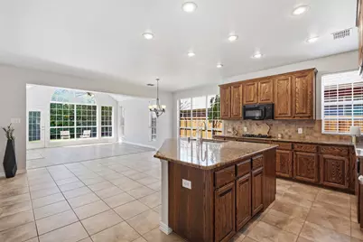 6811 Bendbrook Drive, Frisco, TX 75035 - Photo 13