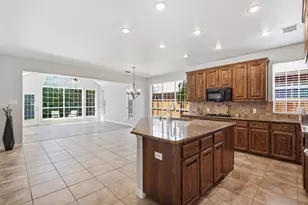 6811 Bendbrook Dr, Frisco, TX 75035 - Photo 13