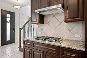 630 Patriot Ln, Irving, TX 75060 - Photo 7