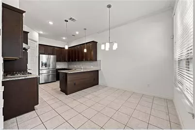 630 Patriot Lane, Irving, TX 75060 - Photo 9