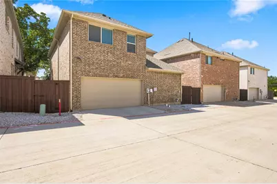 630 Patriot Lane, Irving, TX 75060 - Photo 31