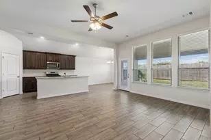 6248 Thunderwing Dr, Fort Worth, TX 76179 - Photo 3