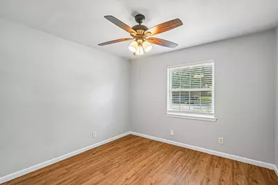 313 Meadowcreek Lane, Garland, TX 75043 - Photo 21