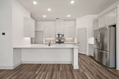 7119 Buchanan Drive, Grand Prairie, TX 75054 - Photo 3