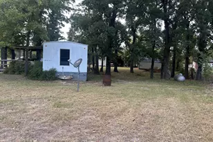 9277 Morris Dr, Hawk Cove, TX 75474 - Photo 11