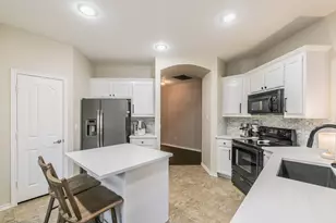 5009 Bedfordshire Dr, Fort Worth, TX 76135 - Photo 7