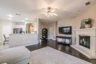 5009 Bedfordshire Dr, Fort Worth, TX 76135 - Photo 15