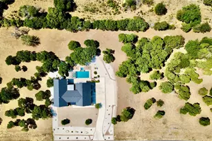 8104 Leven Links St, Cleburne, TX 76033 - Photo 31