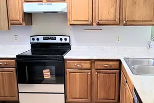 5021 Buttonwood Ln, Garland, TX 75043 - Photo 5