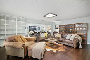5614 Pecos Ct, Granbury, TX 76049 - Photo 7