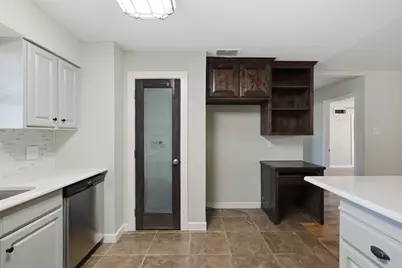 5614 Pecos Court, Granbury, TX 76049 - Photo 13