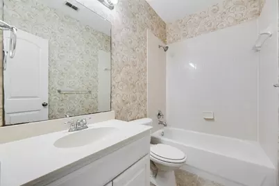 1020 Alyssa Lane, Carrollton, TX 75006 - Photo 17