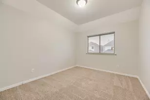 1020 Alyssa Ln, Carrollton, TX 75006 - Photo 15