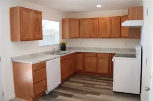 918 Heritage Cir, Garland, TX 75043 - Photo 9