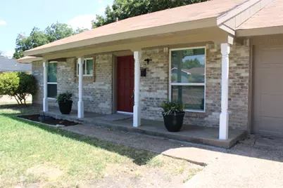 918 Heritage Circle, Garland, TX 75043 - Photo 3