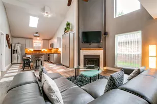1349 Jasmine Dr, Lewisville, TX 75077 - Photo 5